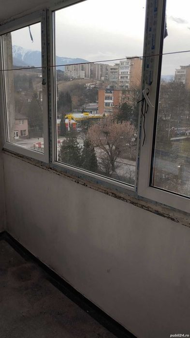 Vand apartament 2 camere