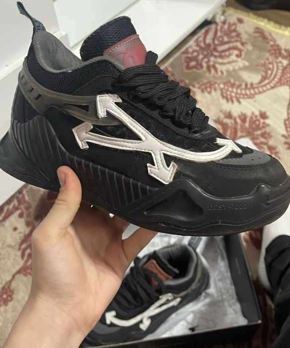 Adidasi off white 36