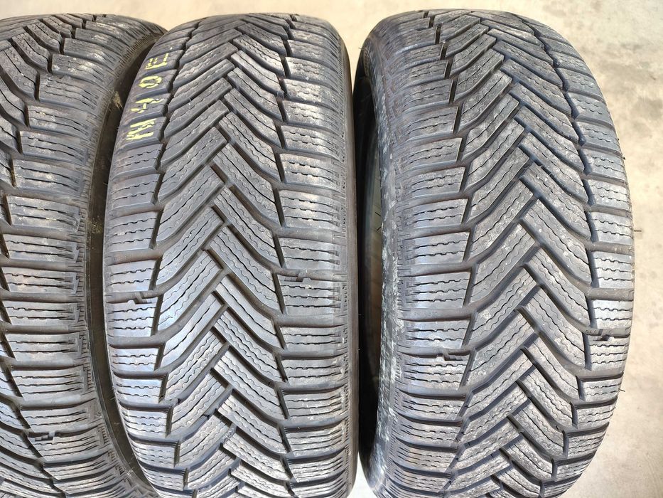 4бр.зимни гуми MICHELIN 215 55 17 DOT21 цена за брой