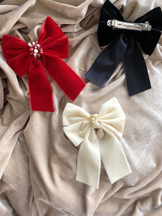 Accesoriu păr cu agrafă