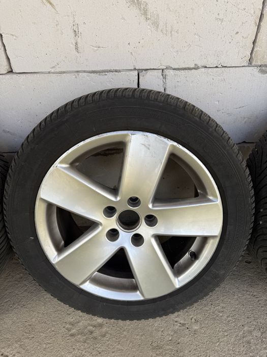 Jante originale VW R17 + anvelope de iarnă – set 4 bucăți