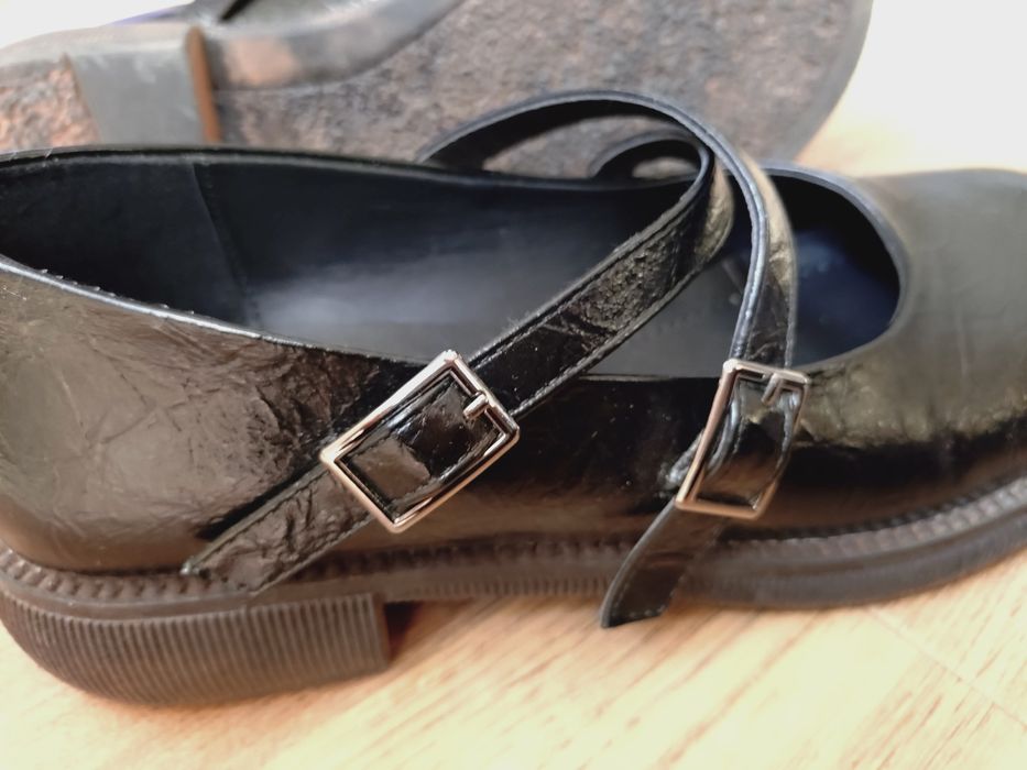 Официални черни обувки