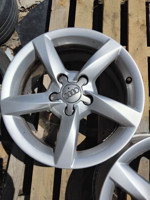 Оригинални алуминиеви джанти за Ауди 16 цола