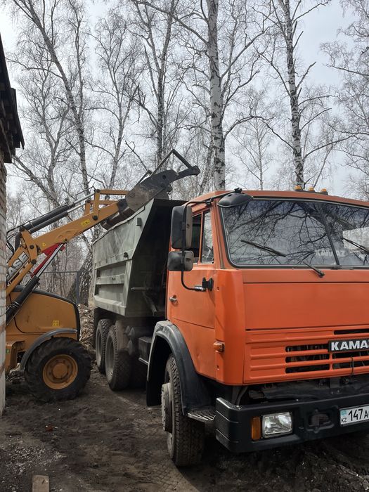 Вывоз мусора, расчистка территорий и участков.