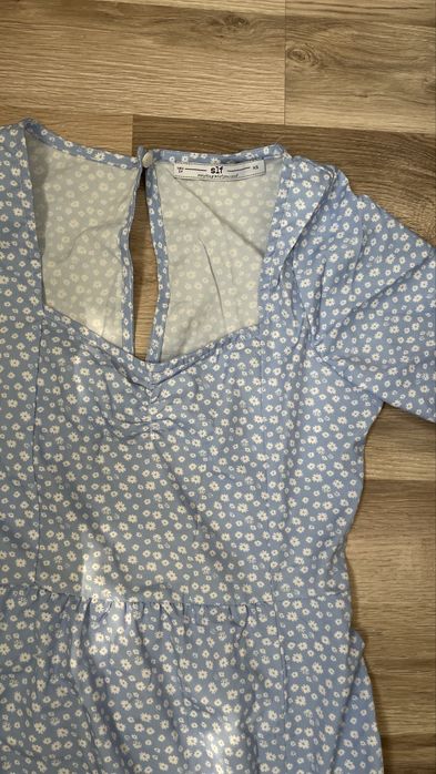 Голубое летнее платье