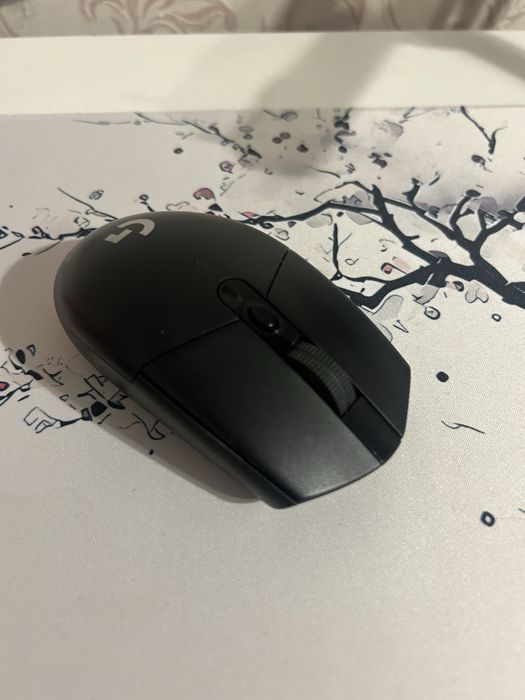 Продаю Logitech G302