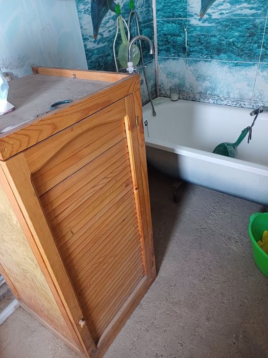 Продам каждая вещь по 5т.