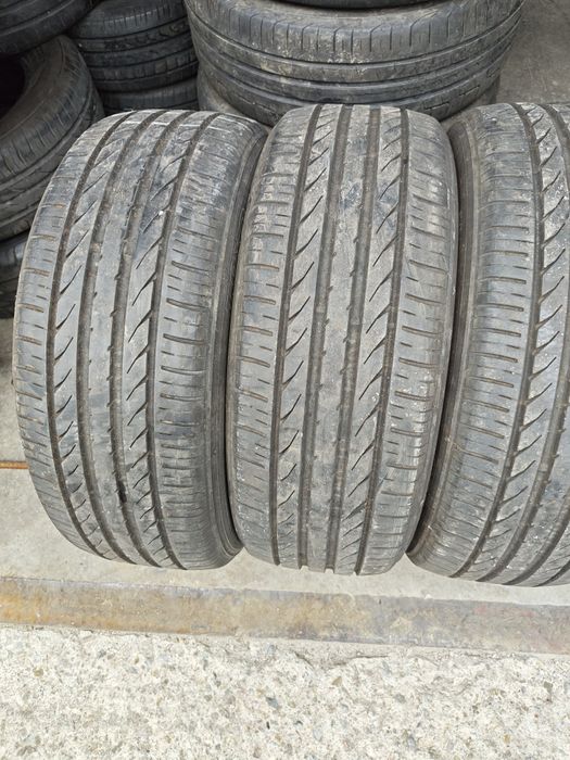 215/50/18 TOYO Japan