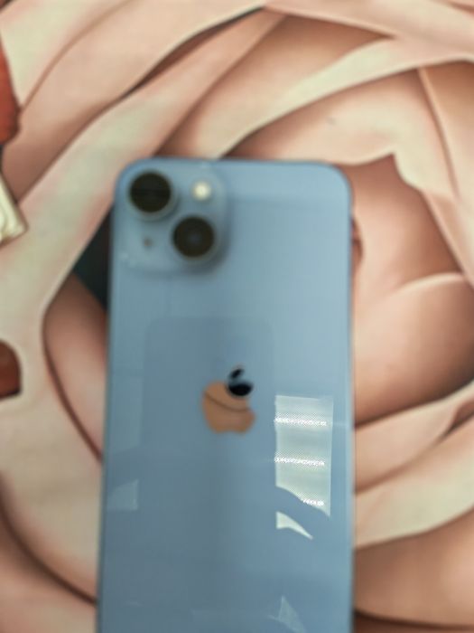 Продам IPhone 14