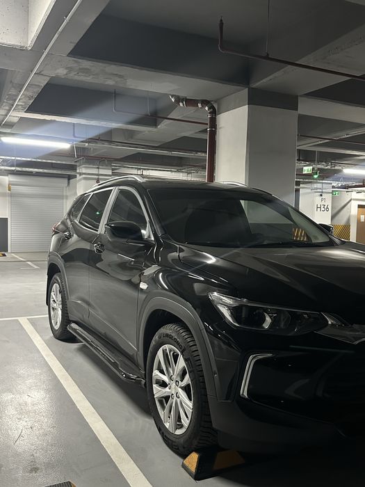 Проадется Tracker 2