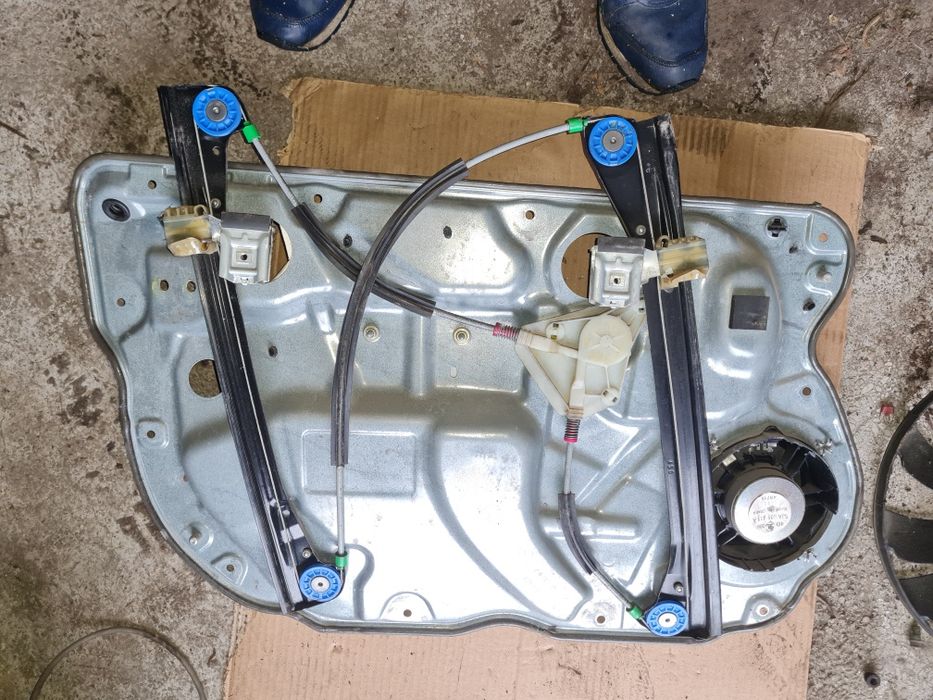 Macara VW Polo 2001-2008 Stanga Fata Polo Dreapta Fata Polo