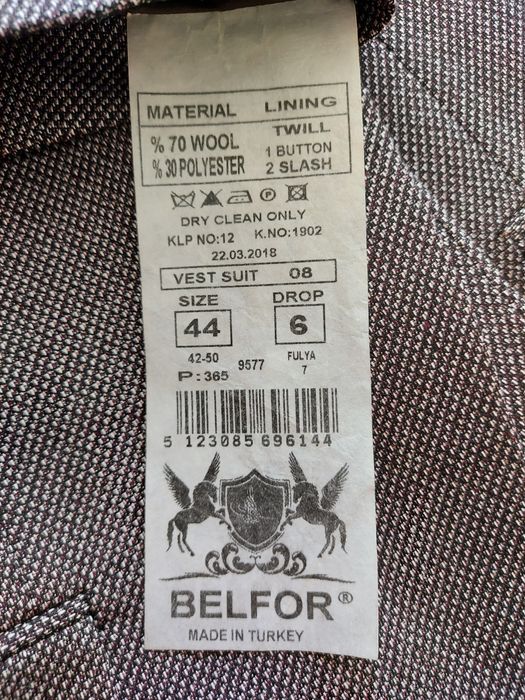 Продам Костюм мужской