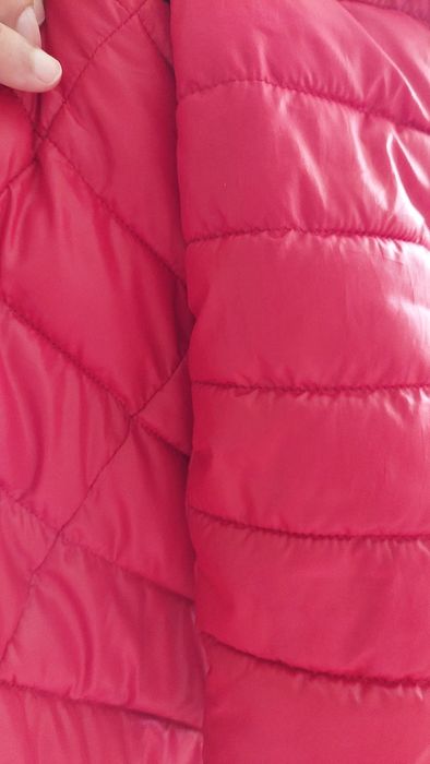 Продавам запазено детско яке PEPE JEANS