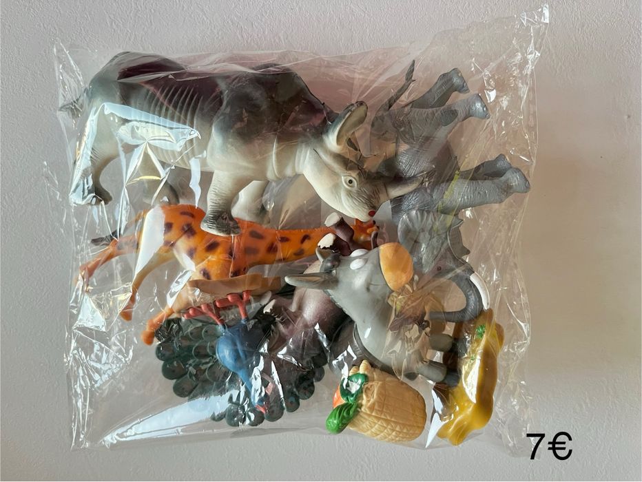 Нова играчка интерактивен динозавър и др