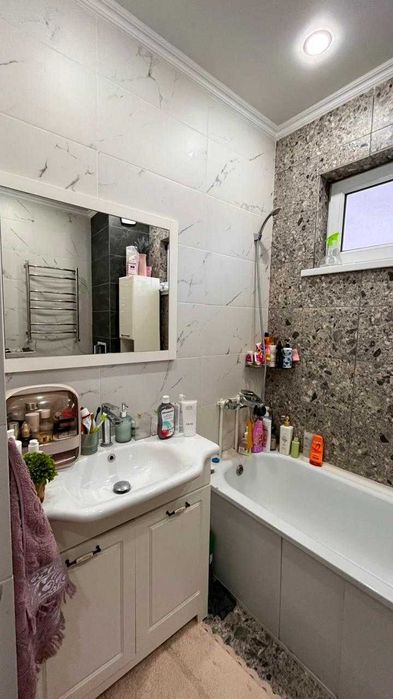 Продам 2 ком Айым 7 мкрн