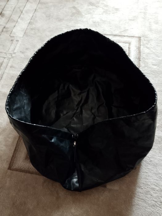 Продам чехол на запаску.