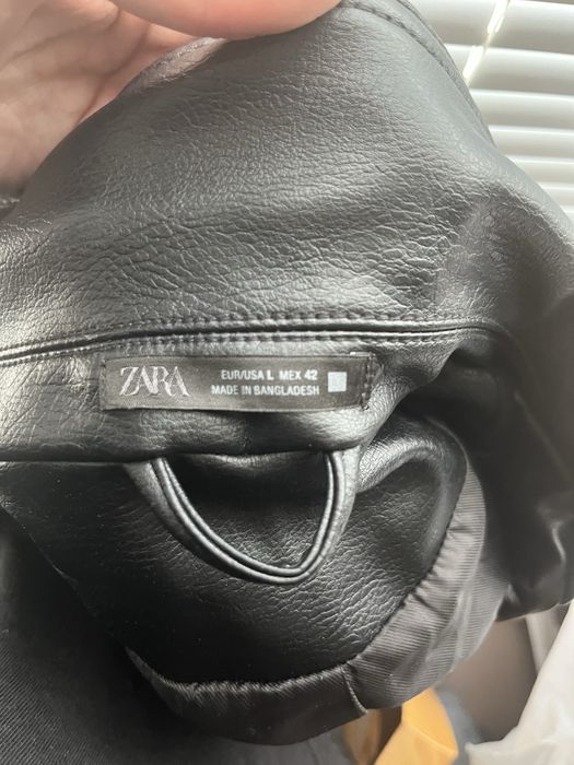 Черно кожено яке Zara