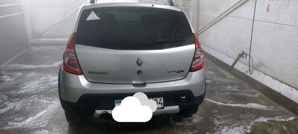 Рено Сандеро автокөлігі сатылады