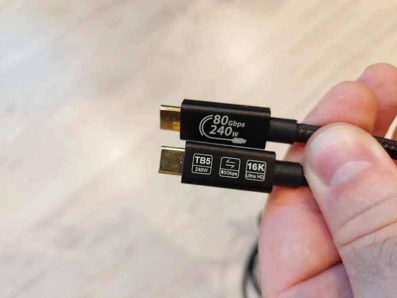 Cablu Thunderbolt 5 Yiwentec 2 m – 80 Gbps, 240W