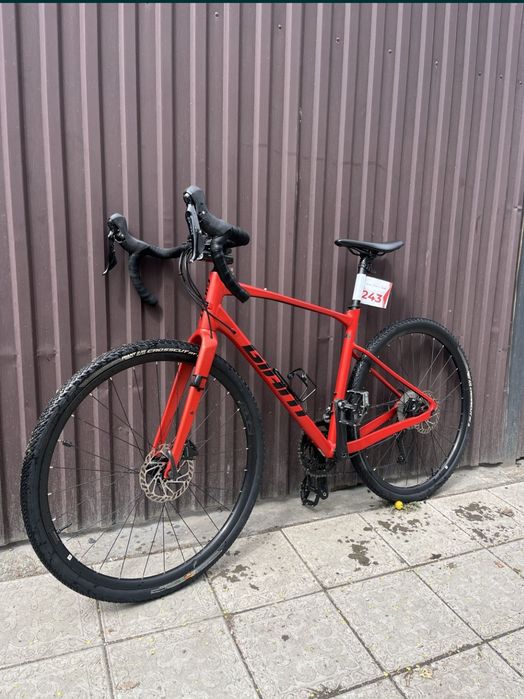 продаю Giant revolt 1 2022