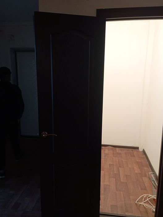 Продам двери межкомнатные