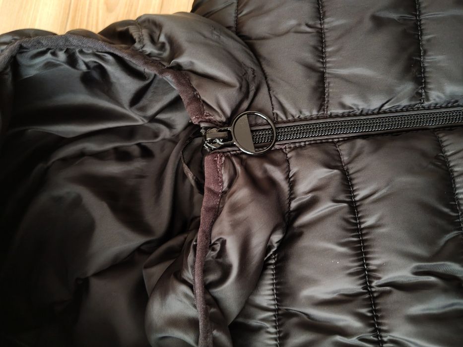 Дамско олекотено яке