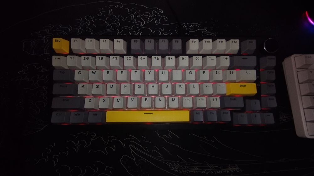 Продам ajazz ak820 и dareu ek87