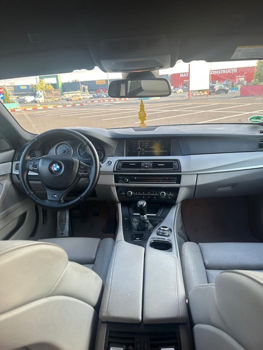 Vand BMW F10 M pachet de fabrica