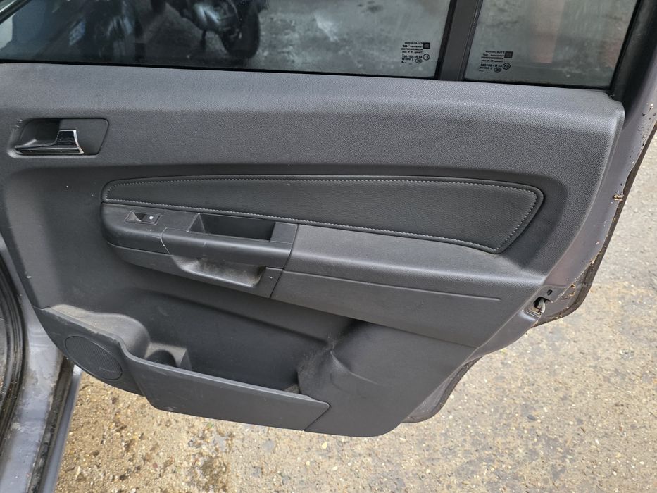 Кожен салон Опел Зафира Б Opel Zafira B