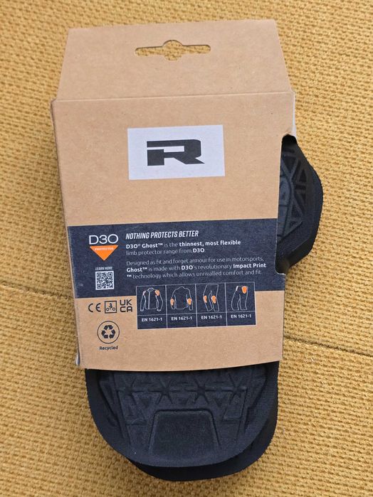 Protectii level 1 motocicleta | Richa D30 (coate si umeri / genunchi si solduri)