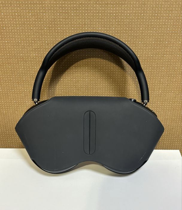 MDM vinde: Casti Airpods Max, Midnight.