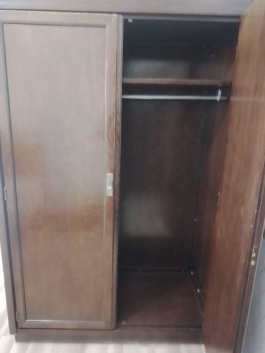 Шкаф красное дерево винтаж