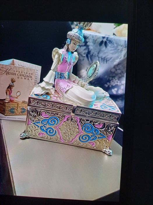 Продам шкатулку в национальном стиле.