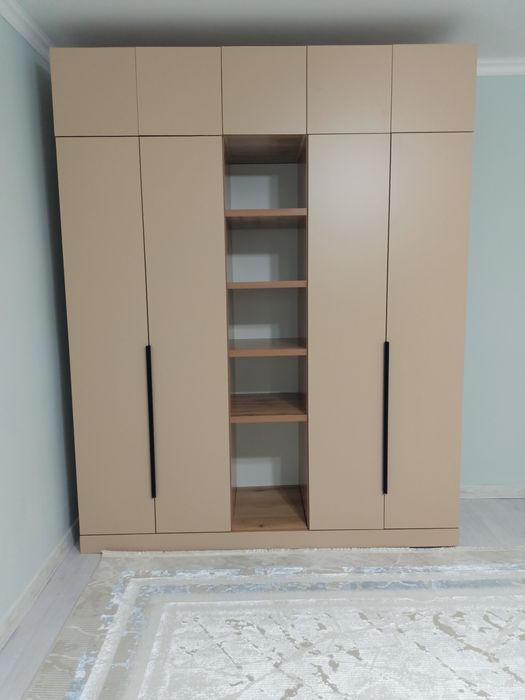 Шкаф сатылады! Таза новый