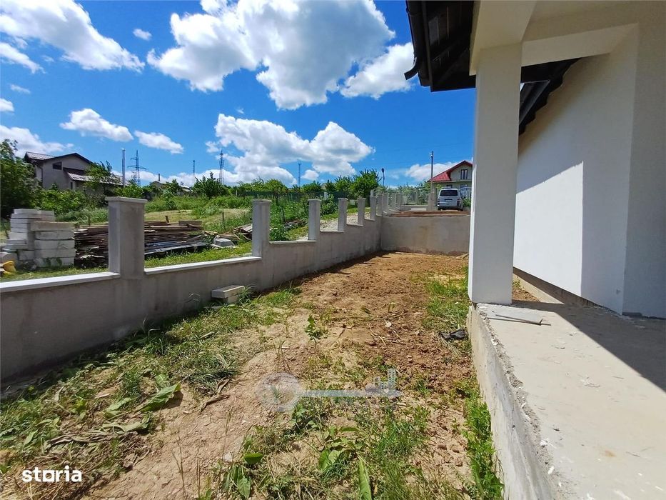 Casa de vanzare I Paun, Barnova I 4 camere, 2 bai I 500 mp teren