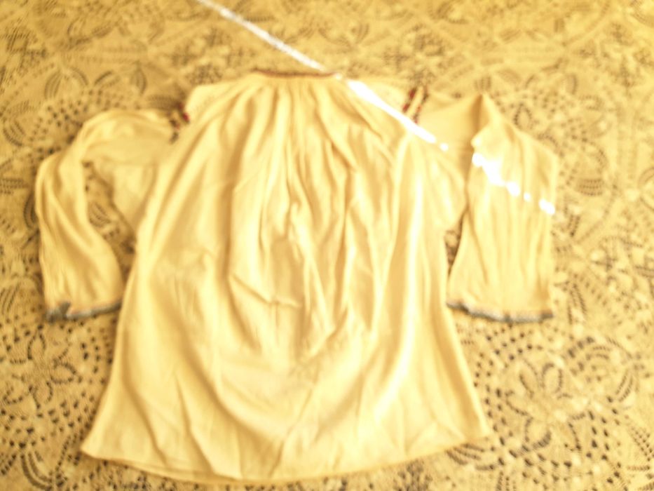 Автентични ризи  от народна носия