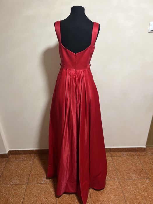 Rochie pentru ocazie impecabila