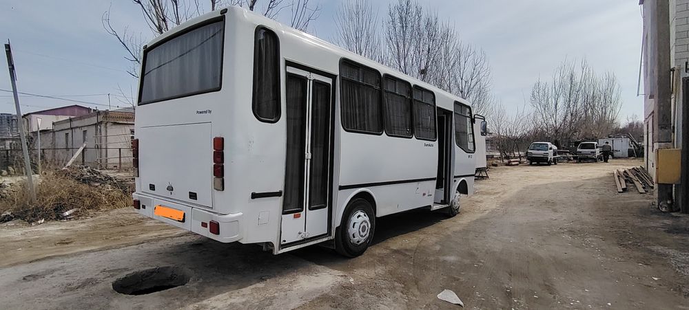 Isuzu aftabus sotiladi