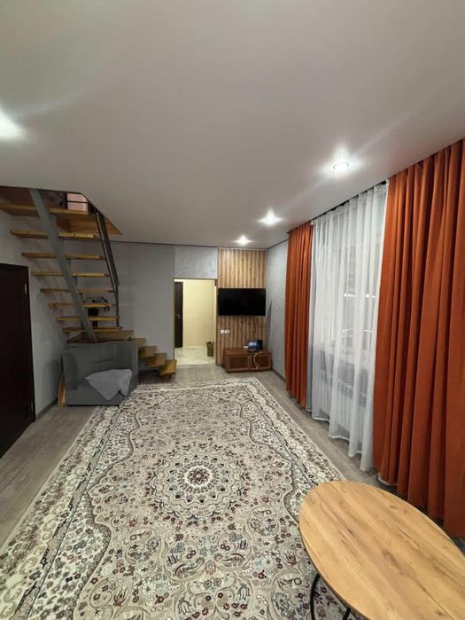 Частный дом с мебелью