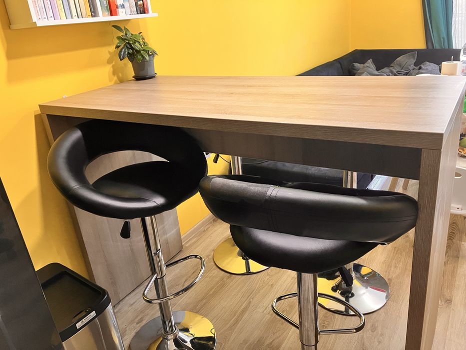 Бар маса с размери д/в/ш - 140/105/60