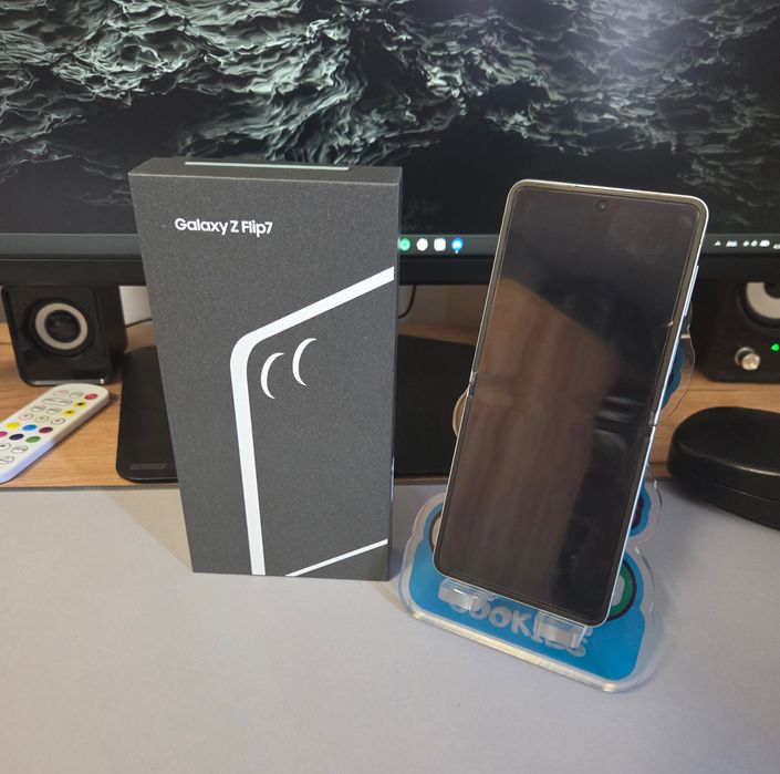 Samsung Z Flip 7 256gb Mint(Exclusive)