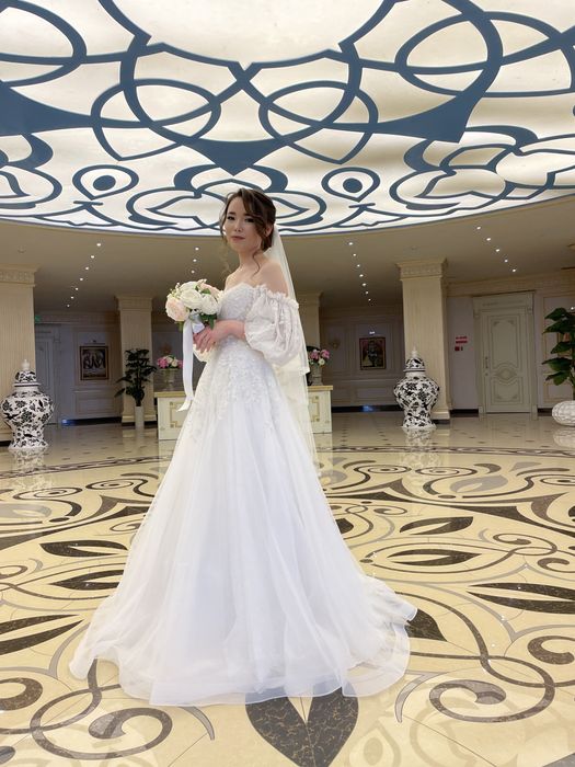 Свадебное платье