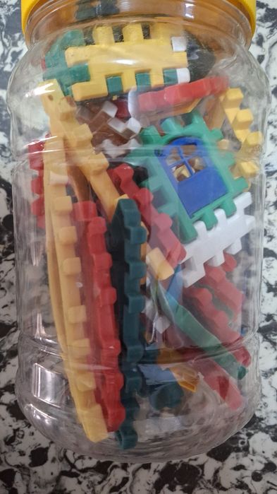 Конструкторы, крупные детали