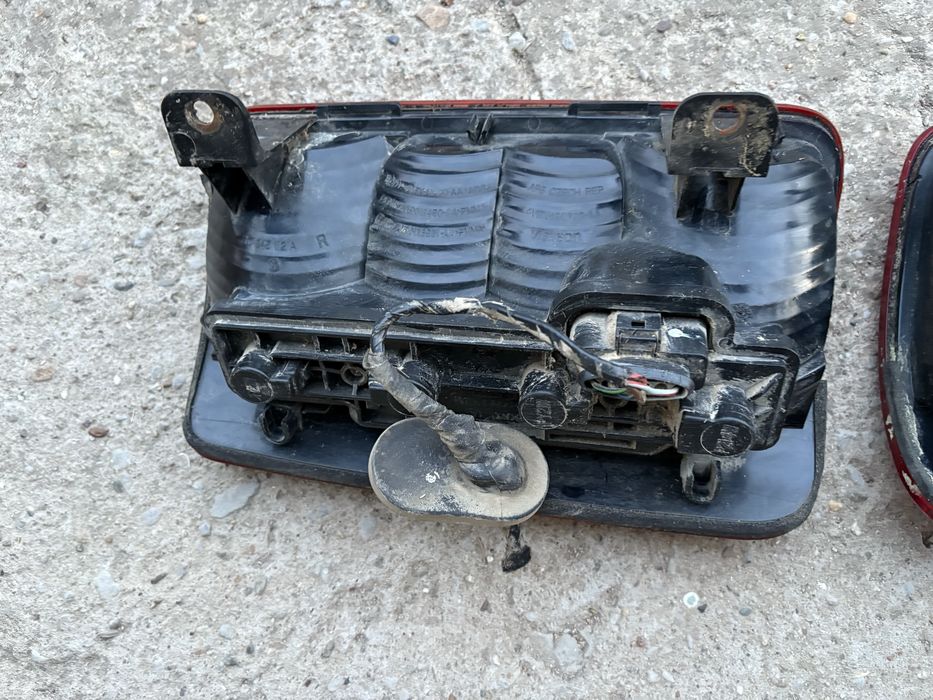 Ляв и десен стоп за VW Caddy III / Кади 3