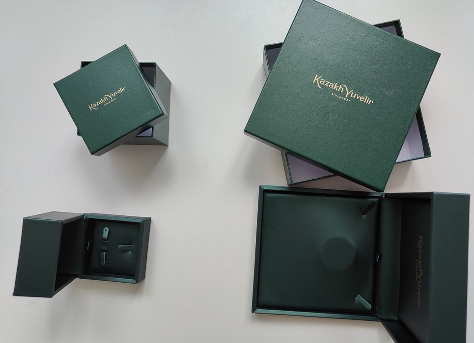 Продам коробки для украшений