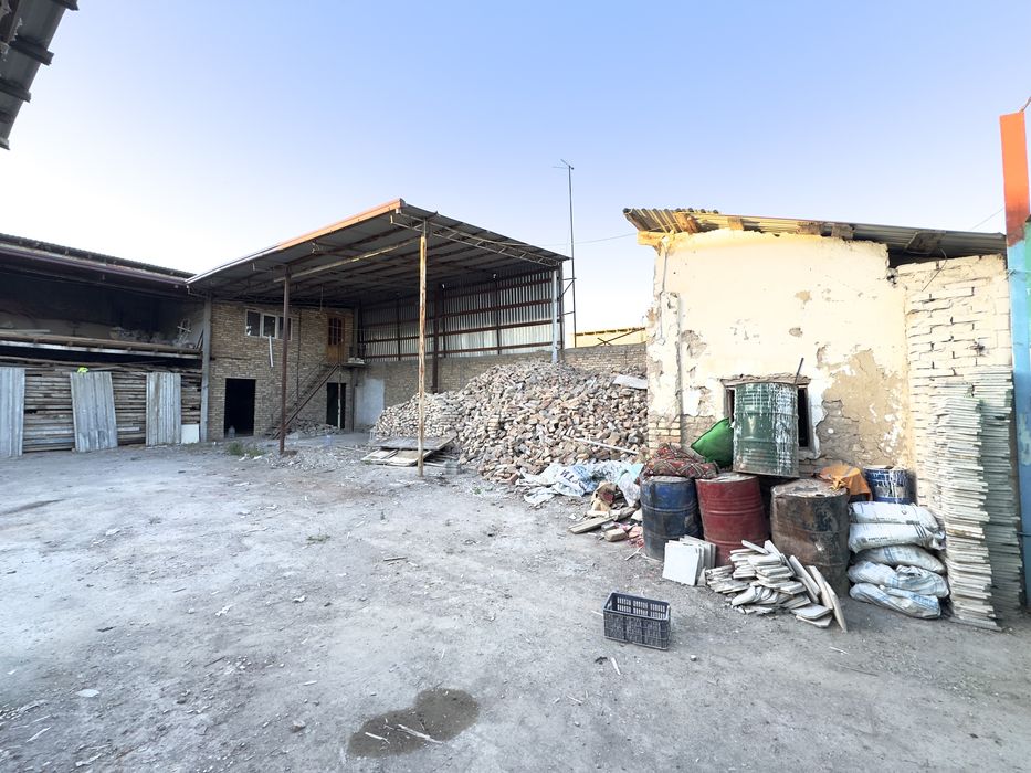 Продается земля 6,8 соток.Нежилое. Кибрай Центр