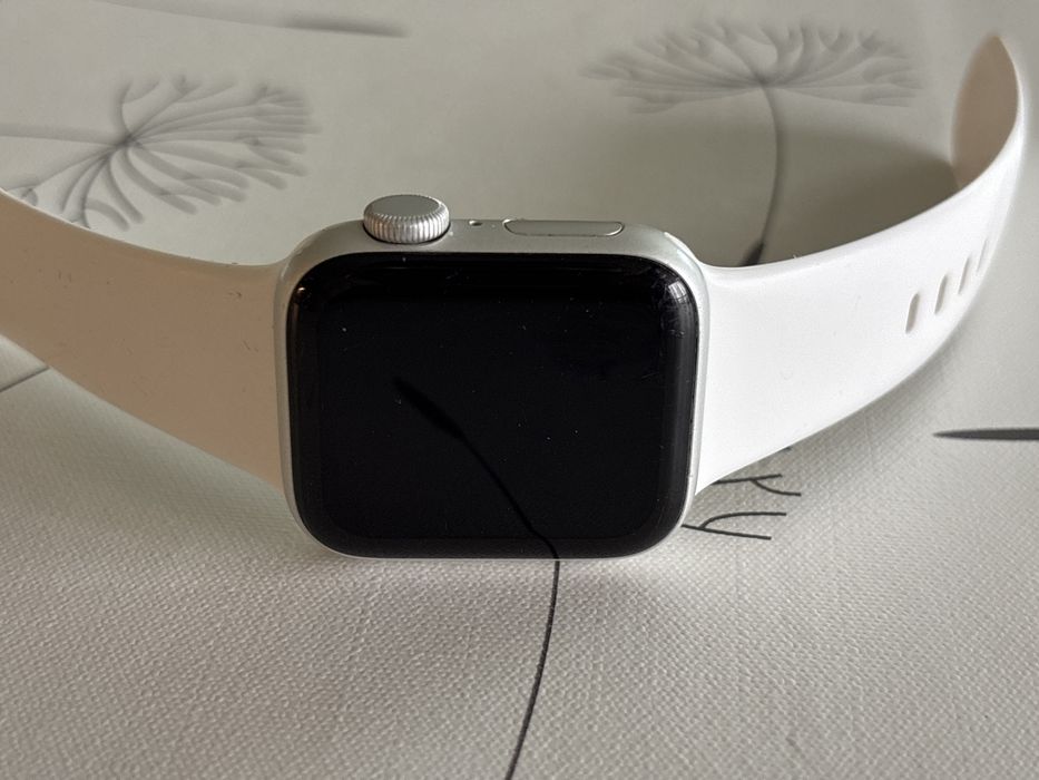 Apple Watch SE 2020 40мм