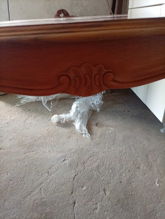 Уникална холна маса