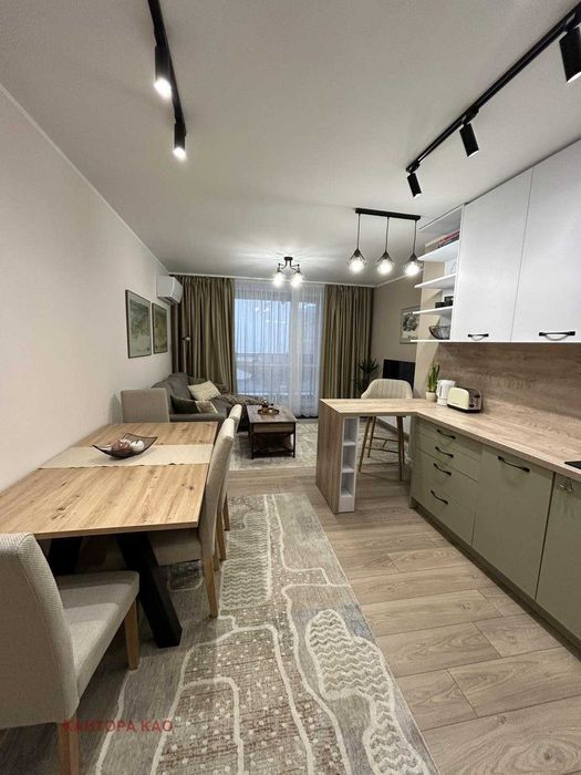 Дава се под наем Двустаен апартамент в София, Лозенец - 80 кв.м за 428.91 € - Снимка #2