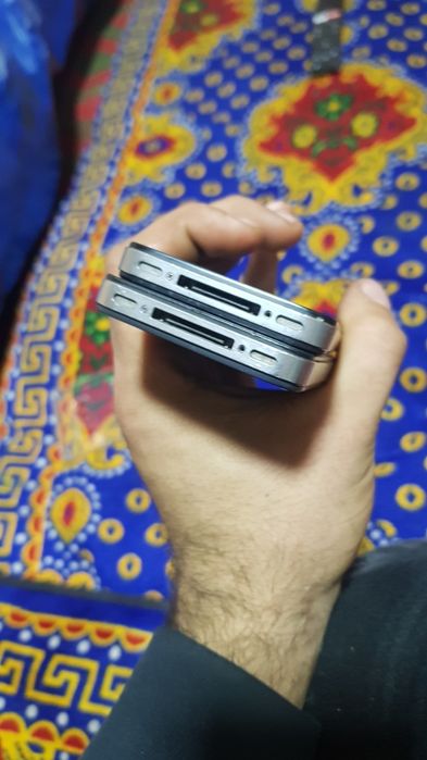 2..Iphone.4s.64.gb.smkarta oladi srochna sotiladi